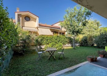 709051411.jpg - Trilocale Via Rocca di Papa 4, Grottaferrata - foto 24