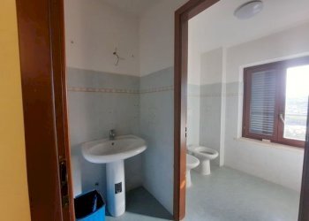 464666561 - Copia.jpg - Ufficio Via lago di Bracciano, Monte Compatri - foto 30