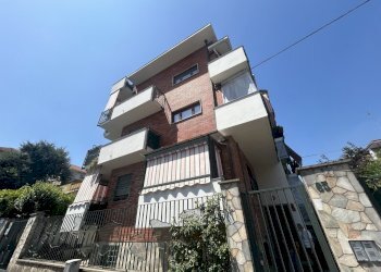 facciata - Commercial Premises Via Pietrino Belli 65, Torino - photo 1