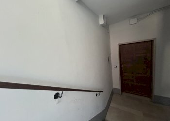 ingresso - Commercial Premises Via Pietrino Belli 65, Torino - photo 19