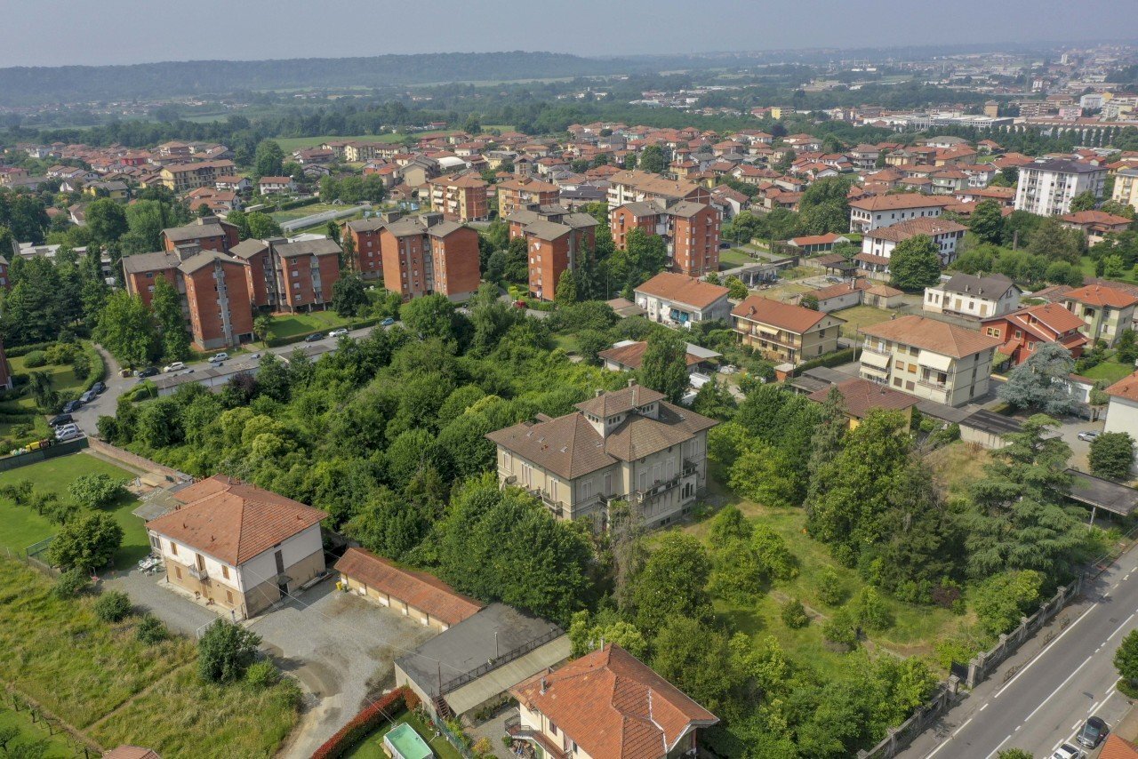 Cossato 0-6.jpg - Villa Via Martiri della Libertà 168, Cossato - photo 3