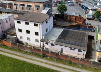 dji_fly_20250528_093400_35_1748417886004_photo_opt - Locale Commerciale via Giuseppe Cavallo 18, Venaria Reale - foto 3