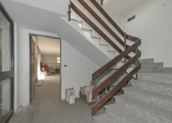 Venaria Cavallo 1 Magazzino e Bagni-15.jpg - Locale Commerciale via Giuseppe Cavallo 18, Venaria Reale - foto 25