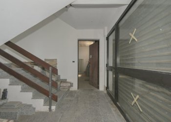 Venaria Cavallo 1 Magazzino e Bagni-16.jpg - Locale Commerciale via Giuseppe Cavallo 18, Venaria Reale - foto 26