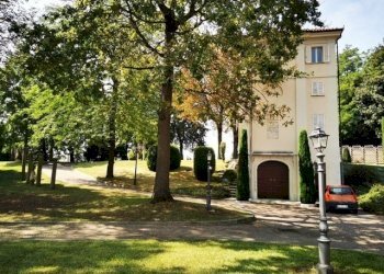 PHOTO-2025-05-15-19-03-34(1).jpg - Villa Moncalieri - foto 14