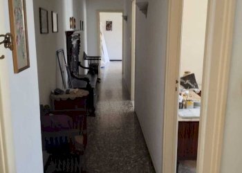 WhatsApp Image 2025-05-20 at 10.34.02.jpeg - Quadrilocale Via Ugo Foscolo 1, Novi Ligure - foto 2