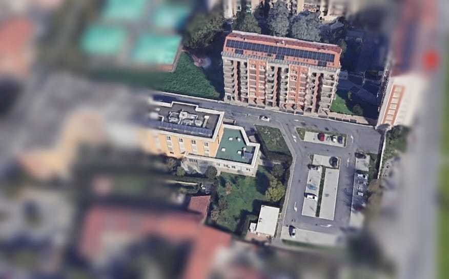 facciata con fondo sfocato.jpeg - Quadrilocale Via Pietro Cossa 105, Torino - foto 2