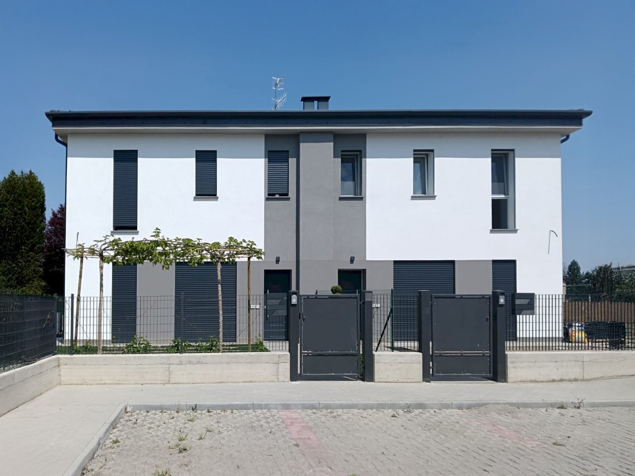 PHOTO-2025-04-30-15-08-04 6.jpg - Terraced Villa Reggio nell'Emilia - photo 1