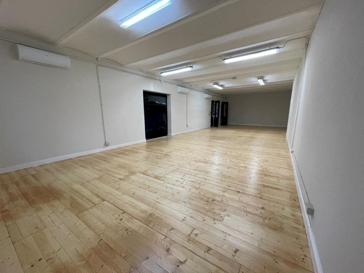 IMG-20251006-WA0014.jpg - Locale Commerciale Reggio nell'Emilia - foto 3