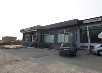 IMG_4089.JPG - Locale Commerciale Reggio nell'Emilia - foto 1