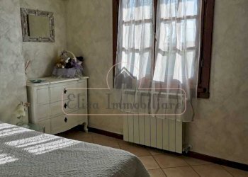 a5be9a45-75e3-4d7b-b277-654a6e186cee.jpg - Villa Viareggio - foto 13
