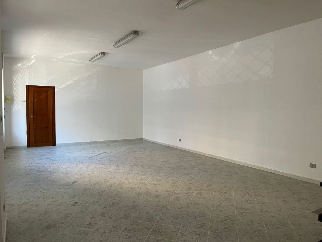 IMG-20250204-WA0014.jpg - Locale Commerciale Sassari - foto 2