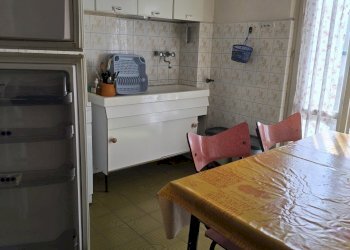 20250829_160544.jpg - Appartamento Via Papa Giovanni XXIII, Sarzana - foto 2