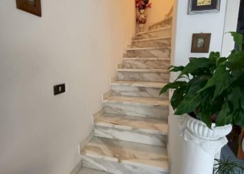 1299772-hur4p.jpg - Semi-detached house Ameglia - photo 11