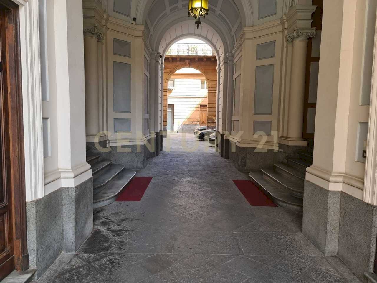 WhatsApp Image 2025-06-18 at 15.27.27 (1).jpeg - Stabile - Palazzo Catania - foto 3