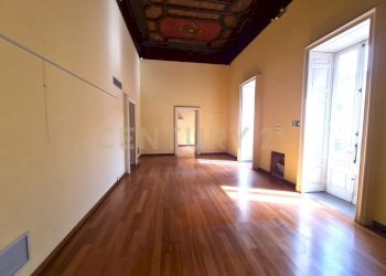 WhatsApp Image 2025-06-18 at 15.27.34 (1).jpeg - Stabile - Palazzo Catania - foto 18