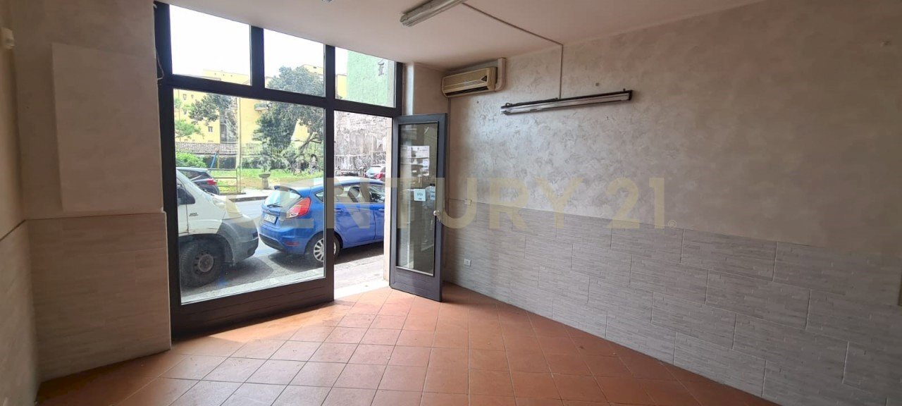 WhatsApp Image 2025-05-08 at 12.03.37.jpeg - Locale Commerciale Catania - foto 2