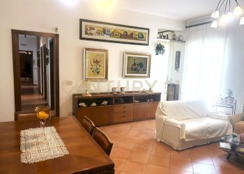 IMG_4809.JPG - Appartamento Via Acquedotto Greco 181, Catania - foto 28