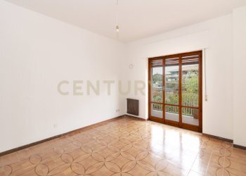 IMG_0539.jpg - Quadrilocale Via Elio Vittorini 14, Aci Castello - foto 14