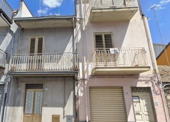 Immagine 2025-10-03 182806.jpg - Villa Via Galliano 209, Randazzo - foto 3