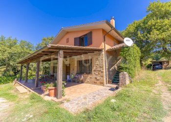 barbaranoromano-casale-esterno(10).jpg - Casale località san quirichello, Barbarano Romano - foto 4