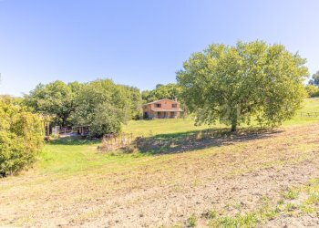 barbaranoromano-casale-esterno.jpg - Casale località san quirichello, Barbarano Romano - foto 28