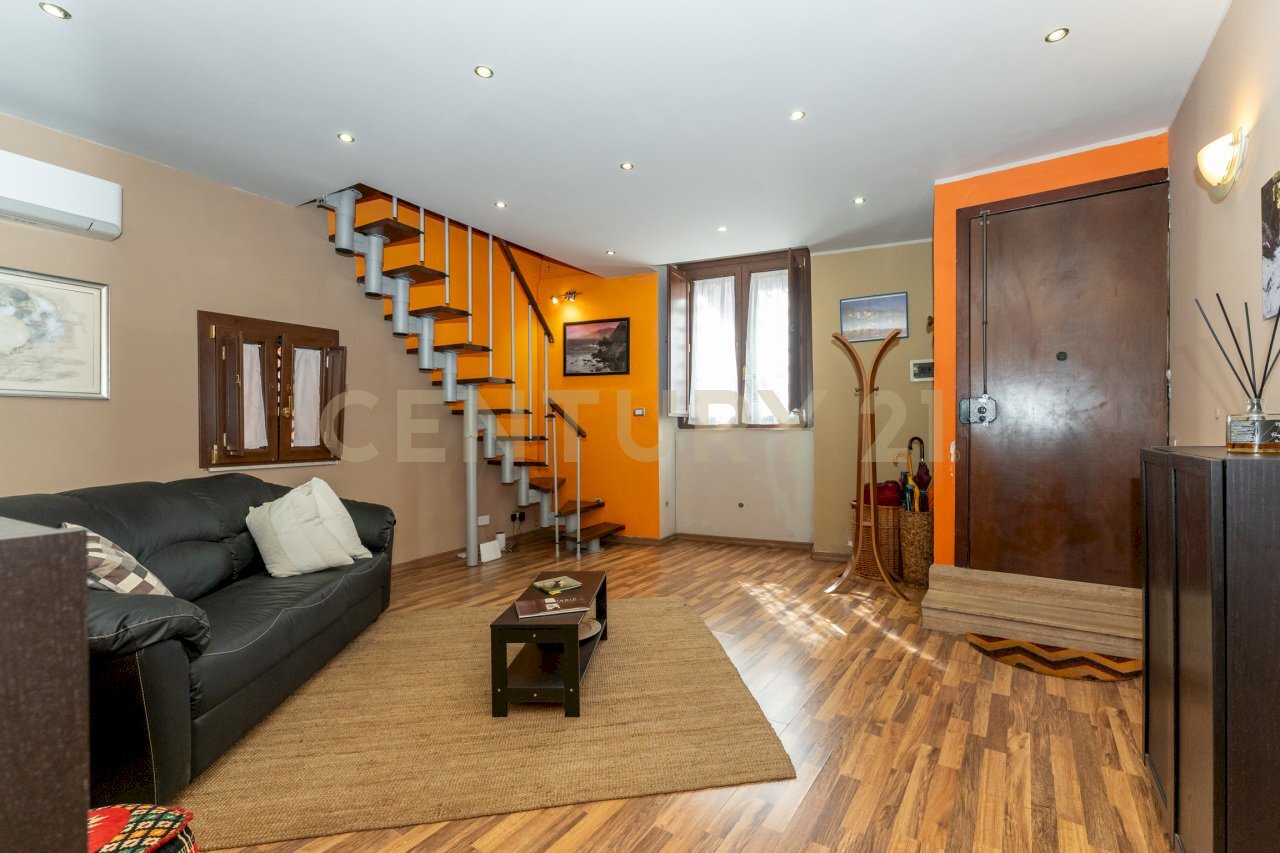 Via Anastasio 32 CT (0).jpg - Villa Via Anastasio 32, Catania - photo 1