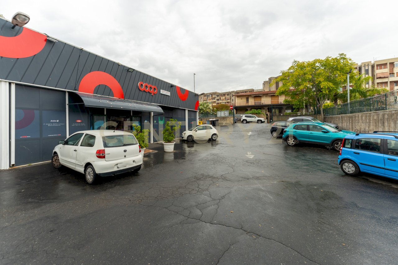 Coop Galermo (10).jpg - Locale Commerciale Via Galermo 185, Catania - foto 2