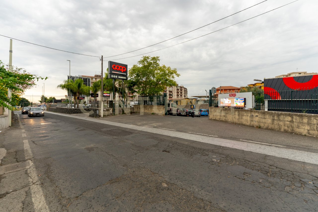 Coop Galermo (3).jpg - Locale Commerciale Via Galermo 185, Catania - foto 3