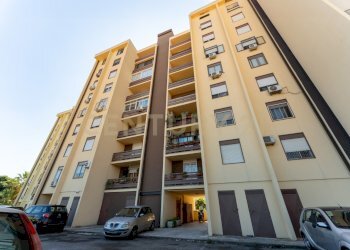 Viale Castagnola 17 CT (1).jpg - Trilocale VIALE CASTAGNOLA 17, Catania - foto 1