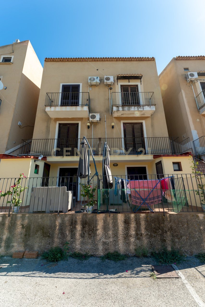 Appartamento 005 (1).jpg - Villa BAIA ARCILE snc, Augusta - foto 3