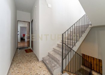Via per Aci Bonaccorsi 26 (5).jpg - Three-room apartment Via per Aci Bonaccorsi 26, San Giovanni la Punta - photo 30