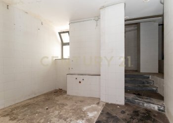 Via Paolo Lopis 19 CT (16).jpg - Centro commerciale Via Paolo Lopis 19/M, Catania - foto 16