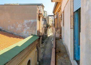 Via A.Manzoni 8 (25).jpg - Rustico Via Alessandro Manzoni 10, Motta Sant'Anastasia - foto 24