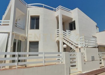 IMG_20250812_124207.jpg - Villa VIA DEI CANALOTTI 91, Ragusa - foto 1