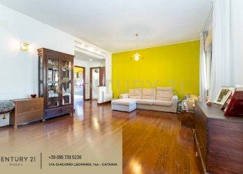 Via G.Grassi 18 (9).jpg - Villa Via G. Grassi 18, Trecastagni - foto 1