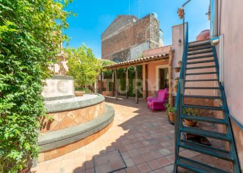 Piazza Umberto I (15).jpg - Locale Commerciale Via Etnea 90, Mascalucia - foto 13