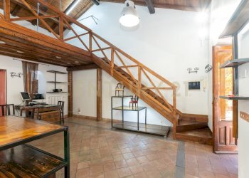 Piazza Umberto I (30).jpg - Locale Commerciale Via Etnea 90, Mascalucia - foto 27