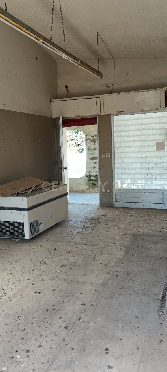 IMG_20251010_110927 (1).jpg - Commercial Premises Viale dei Lidi 433/E, Siracusa - photo 3