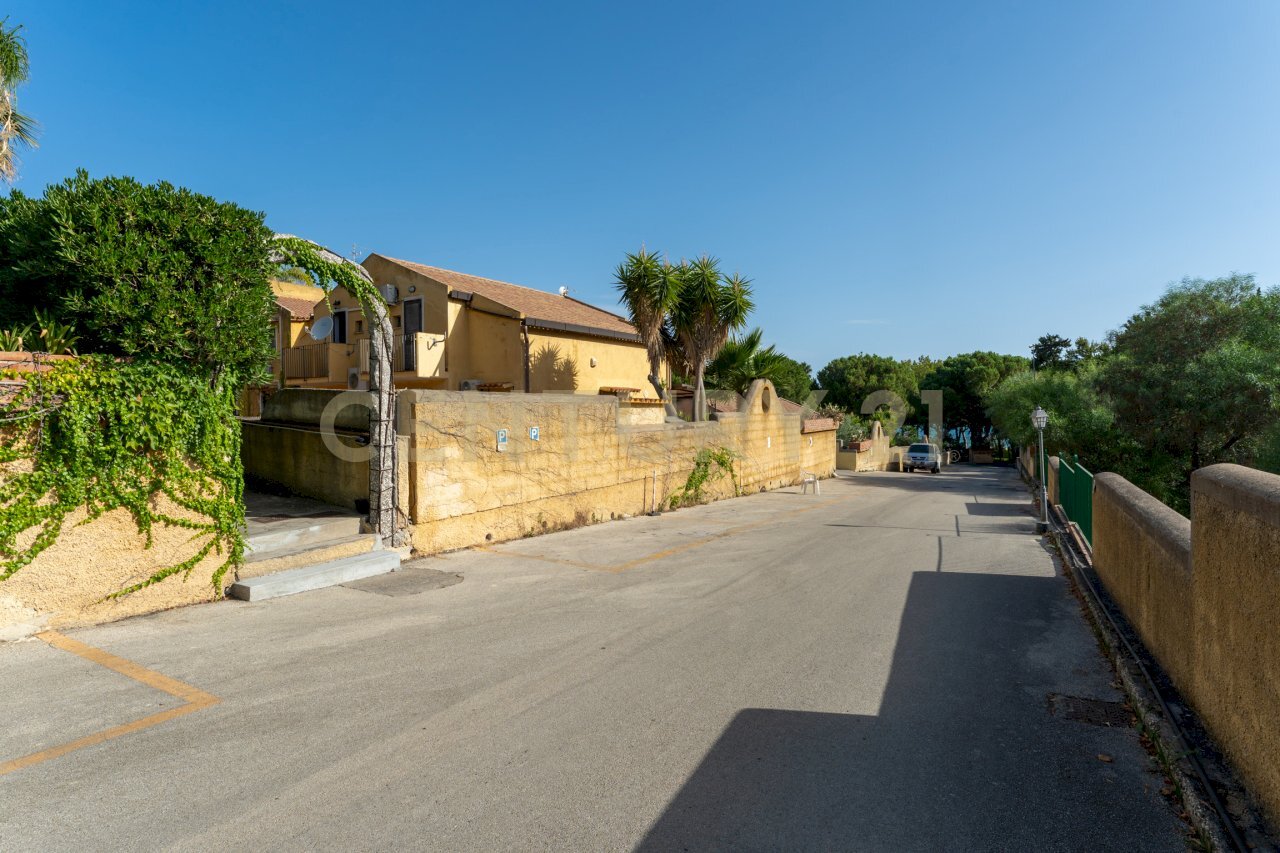 Villa Arcile (1).jpg - Villa Contrada Arcile, Augusta - foto 2