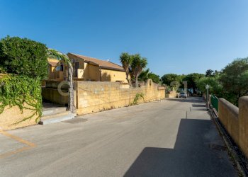 Villa Arcile (1).jpg - Villa Contrada Arcile, Augusta - foto 2