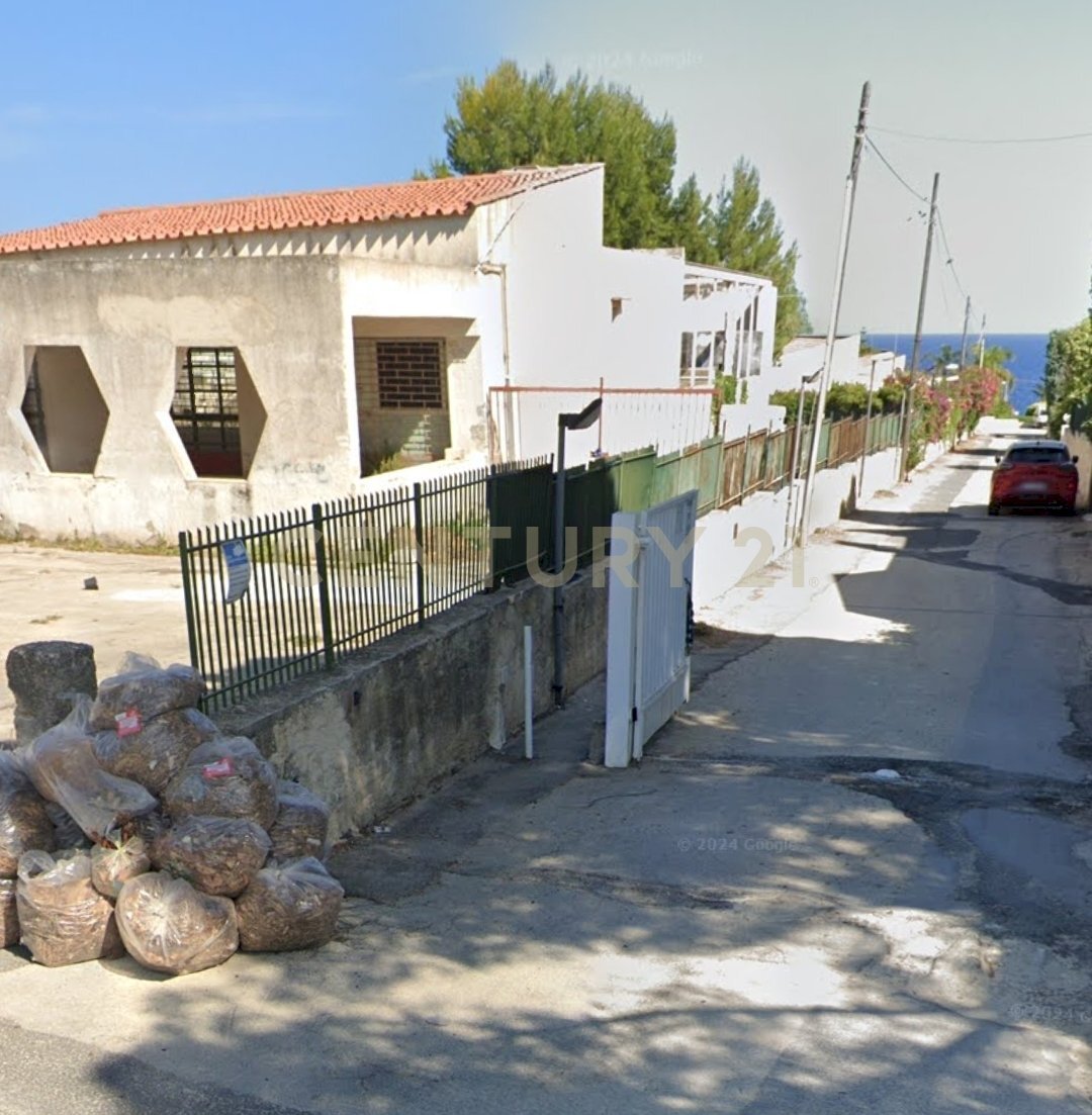 Screenshot_20250726_083759_com_google_android_apps - Locale Commerciale Viale dei Lidi 433, Siracusa - foto 1