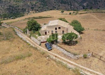 DJI_0076.JPG - Villa SS115, km 323, Ragusa - foto 2