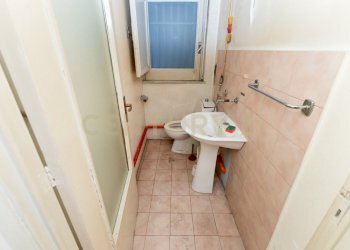 Bottega via Fulci 13 ct (21).jpg - Locale Commerciale Via Antonio Santangelo Fulci 13, Catania - foto 21