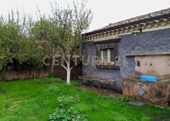 IMG-20251101-WA0078.jpg - Villa Via Calvario 43, Mascalucia - foto 1