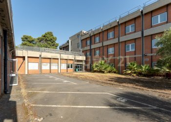 Zona Industriale CT (9).jpg - Locale Commerciale Strada III Mimosa 14, Catania - foto 8