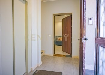 DSC04232.jpg - Trilocale Via Giuseppe Simili 73, Gravina di Catania - foto 2