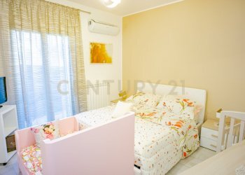 DSC04249.jpg - Trilocale Via Giuseppe Simili 73, Gravina di Catania - foto 9