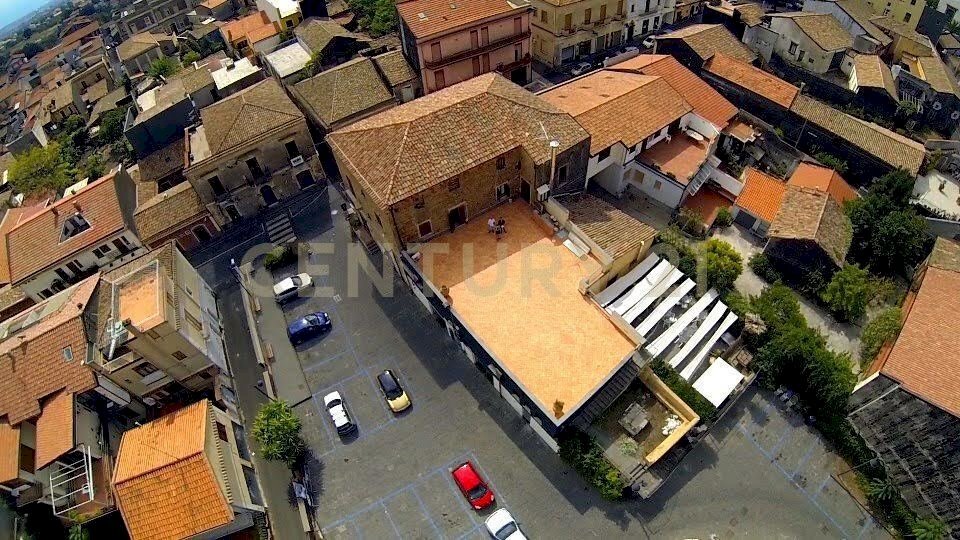 0-1.jpg - Independent house Via Giuseppe Garibaldi 68-70-72, Nicolosi - photo 1