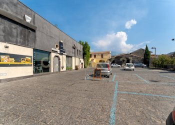 Via Garibaldi 68 Nicolosi (4).jpg - Casa indipendente Via Giuseppe Garibaldi 68-70-72, Nicolosi - foto 4